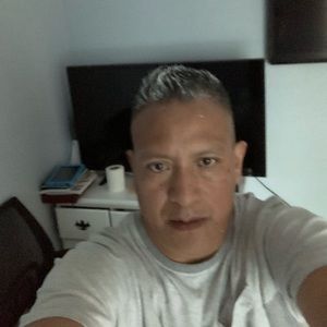 Meet your Posher, Adrián